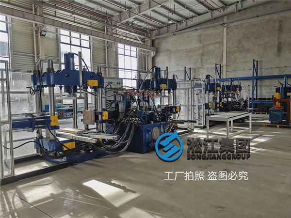 苏州“DN150不锈钢SUS304橡胶接头,承压2.5MPA,即25公斤工作压力”